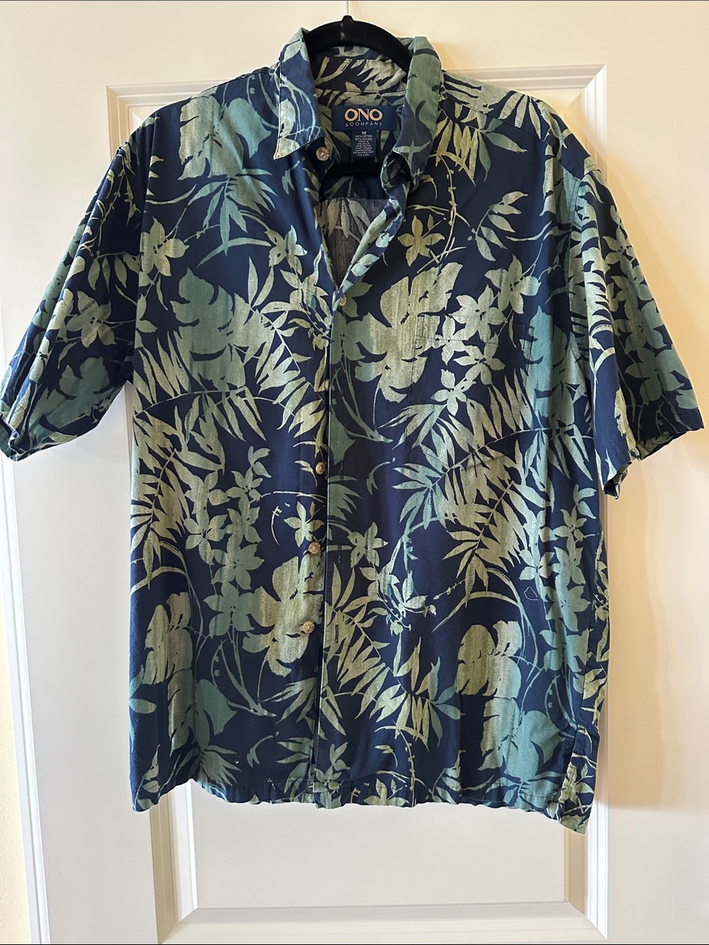 Ono & Company Short-Sleeve Navy Hawaiian Floral Button-Down Shirt